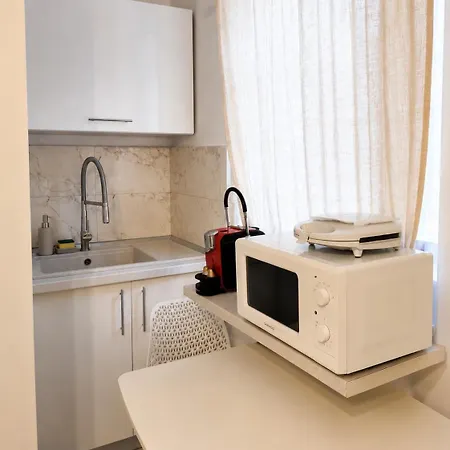 Stylish Near Center Appartement Boekarest